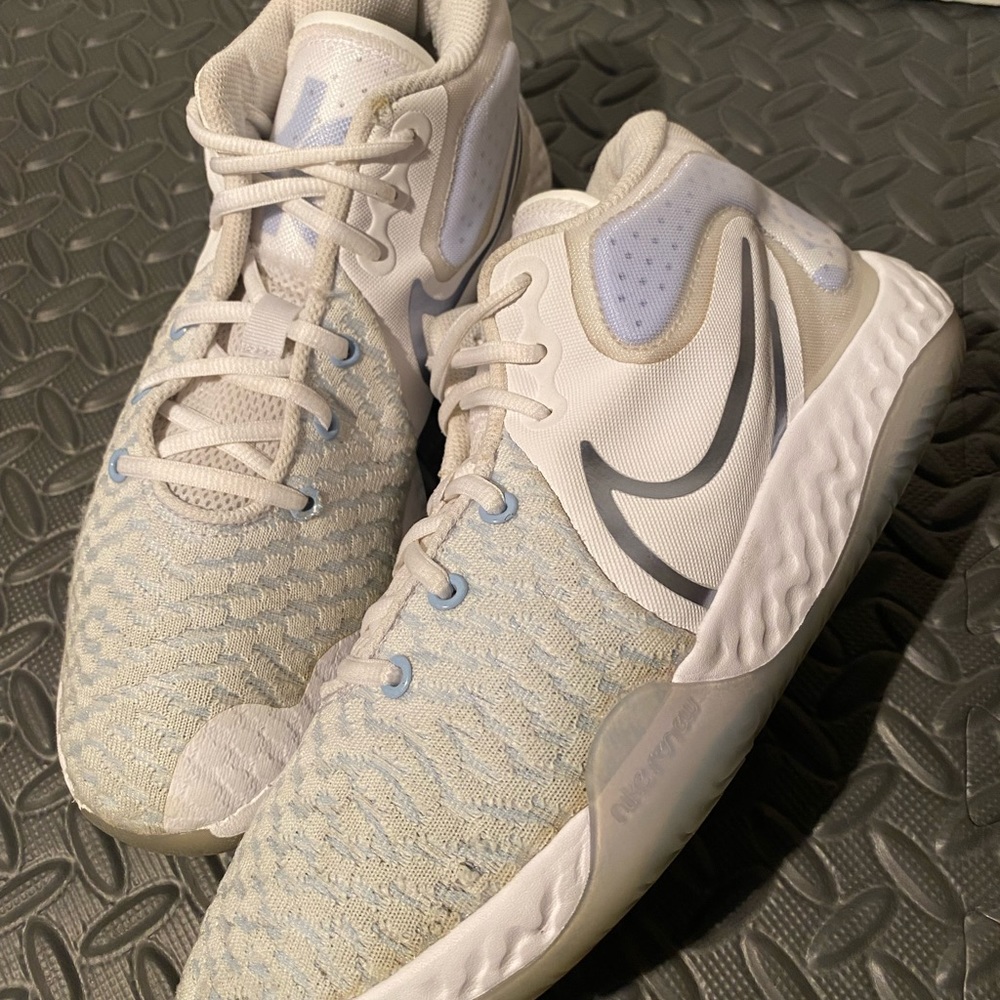 Nike KD Trey VII White Tint NICE size 11 Womens shoes